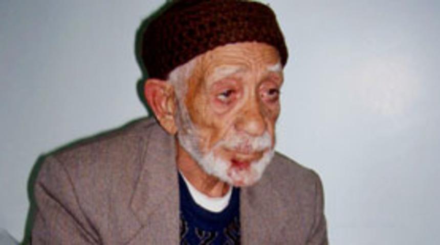 90 yaşındaki babaya tekme-tokat dayak