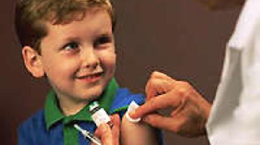 100 &ccedil;ocuktan 3'&uuml; kızamıktan &ouml;l&uuml;yor