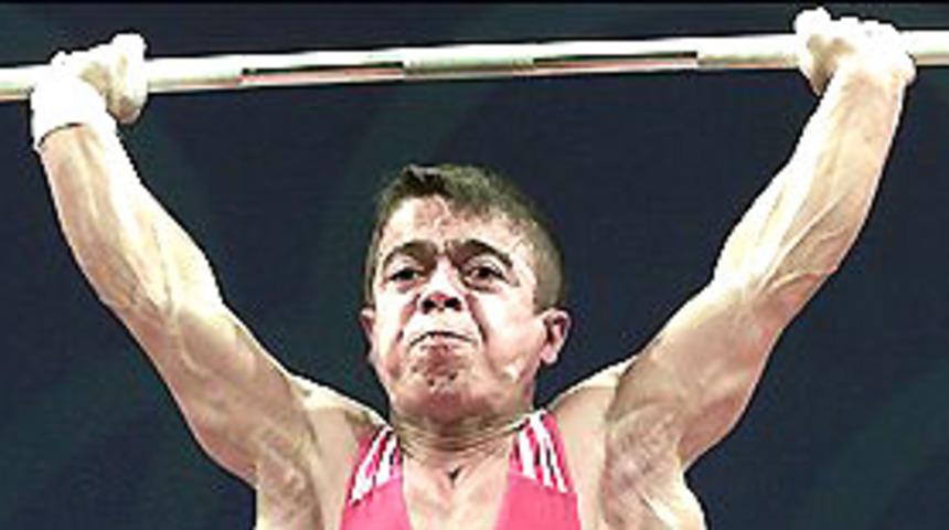 Halterde dopinge 2 ayrı soruşturma