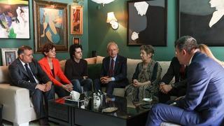 CHP lideri Kılıçdaroğlu'ndan Özkan Uğur'un ailesine başsağlığı ziyareti