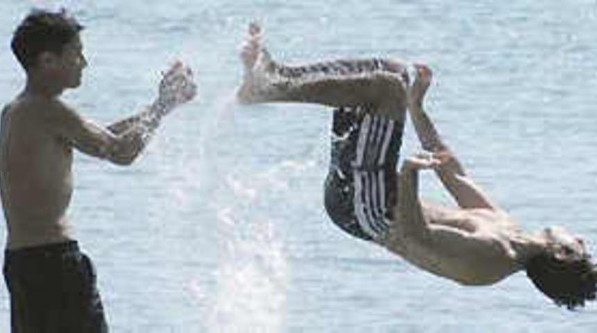 Denize girerken dikkat