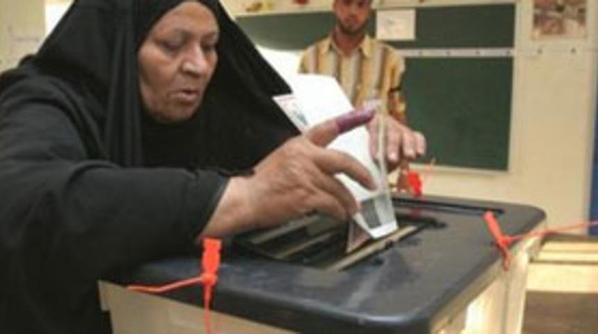 Iraklılar bug&uuml;n sandık başına gidiyor