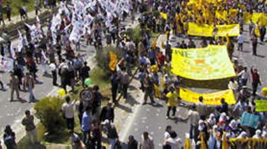 Başkent 1 Mayıs kutlamalarına hazırlanıyor