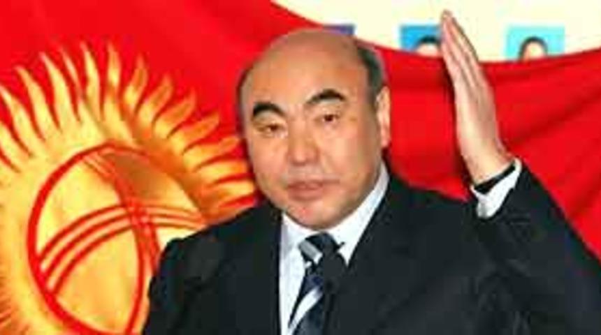 Parlamento, Akayev'in istifasını onayladı  