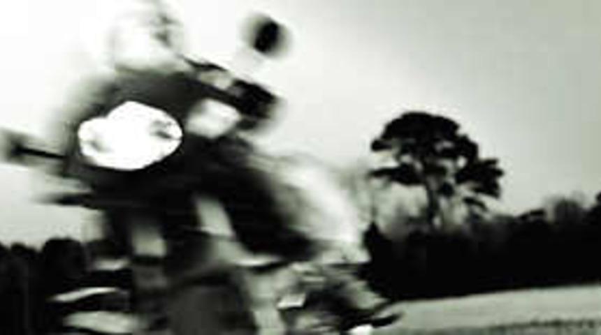 Motosikletin sepetinde ceset bulundu