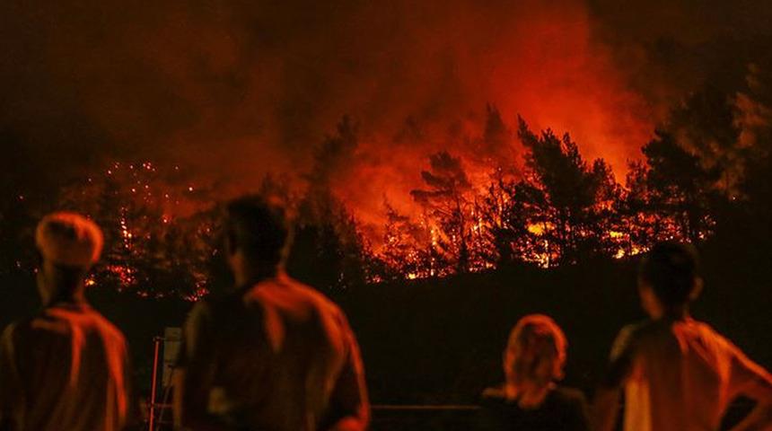 'Çim biçme makinesi gibiler' Orman yangınları için şaşırtan öneri! Amerika ve Avrupa ülkelerini örnek gösterdi 'Artık herkes kabul etmeli'