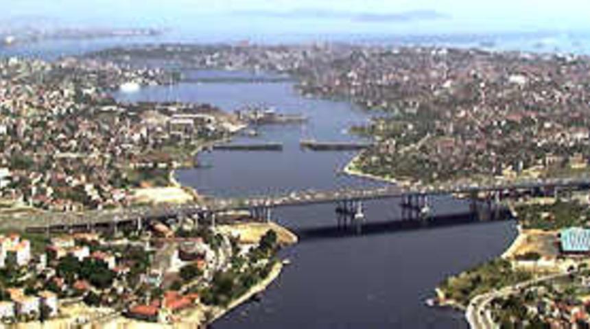 Hali&ccedil;'te k&uuml;rek ve kanolar yarışacak