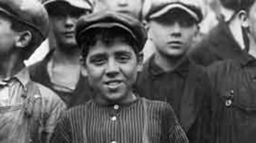 &Ccedil;alışan &ccedil;ocuklar eğitime kazandırılacak