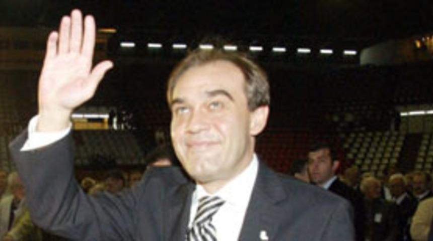 Demir&ouml;ren, istifa edeceğini a&ccedil;ıkladı