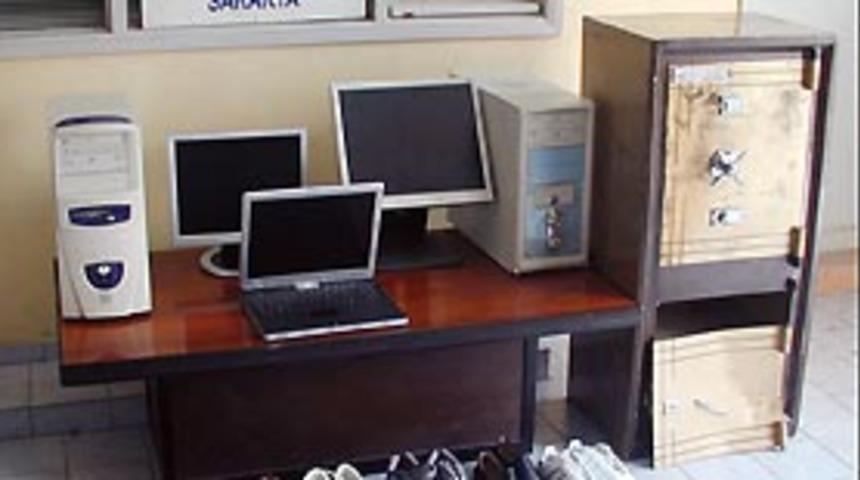 Kasa hırsızlarına polis darbesi