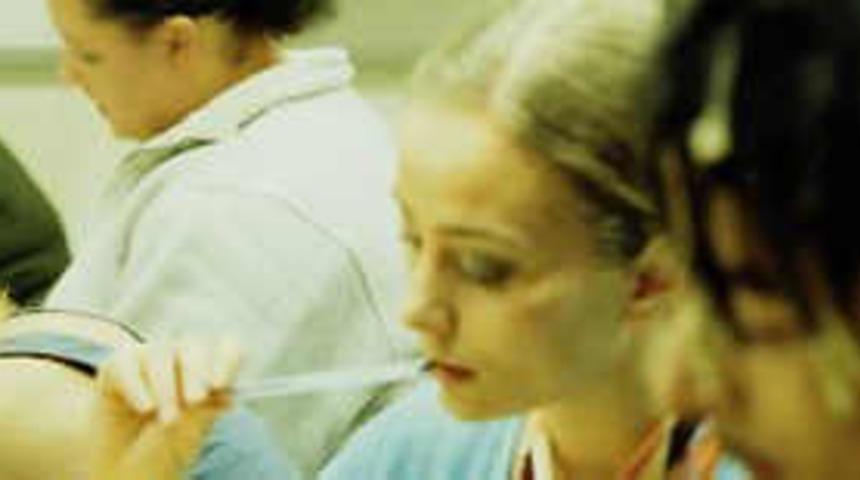 Sınav stresi jinekolojik sorun yaratıyor