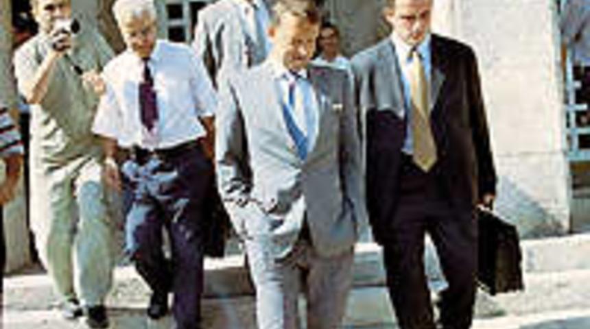 Cem Uzan polis zoruyla getirilecek