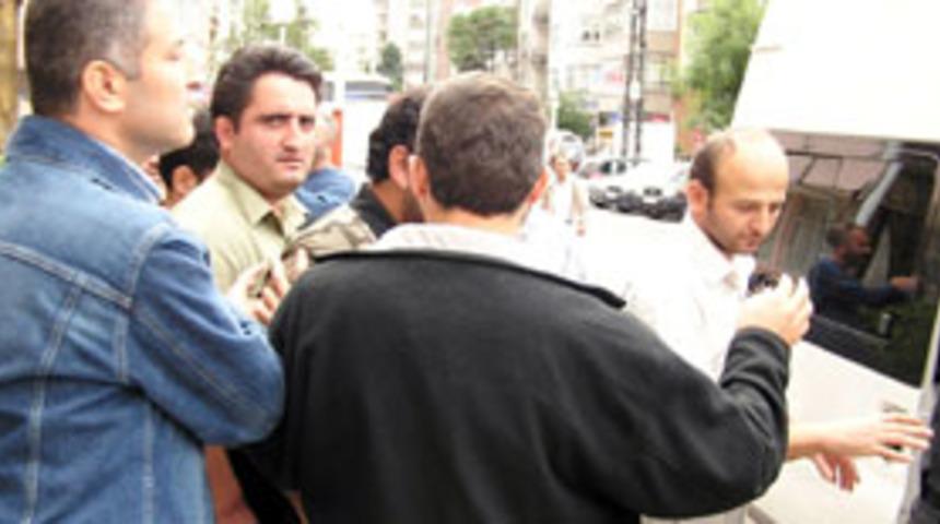 Tedav&uuml;lde olmayan parayla dolandırıcılık