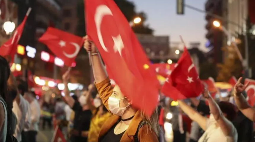 15 Temmuz resmi tatil mi? 15 Temmuz Demokrasi ve Milli Birlik Günü mesai var mı, hangi güne denk geliyor?