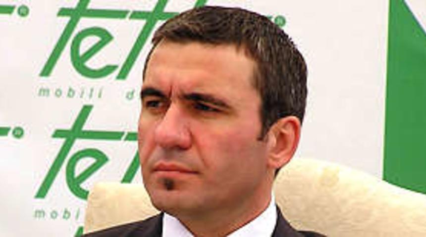 Hagı'ye 17 ay hapis cezası