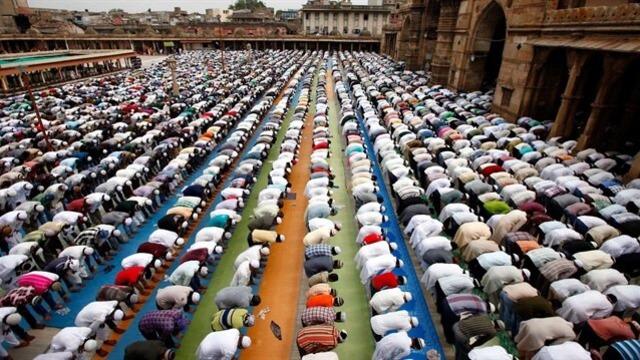 DİYANET CUMA NAMAZI SAATLERİ 21 TEMMUZ 2023: Cuma namazı saat kaçta kılınacak? İstanbul, Ankara, İzmir dahil il il cuma vakitleri