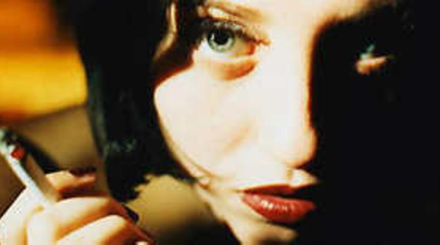 Sigara, deriyi de &ouml;ld&uuml;r&uuml;yor