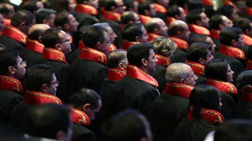 Hakim ve savcı terfi listesi Resmi Gazete'de yayımlandı! İşte isimleri ve yeni görev yerleri...