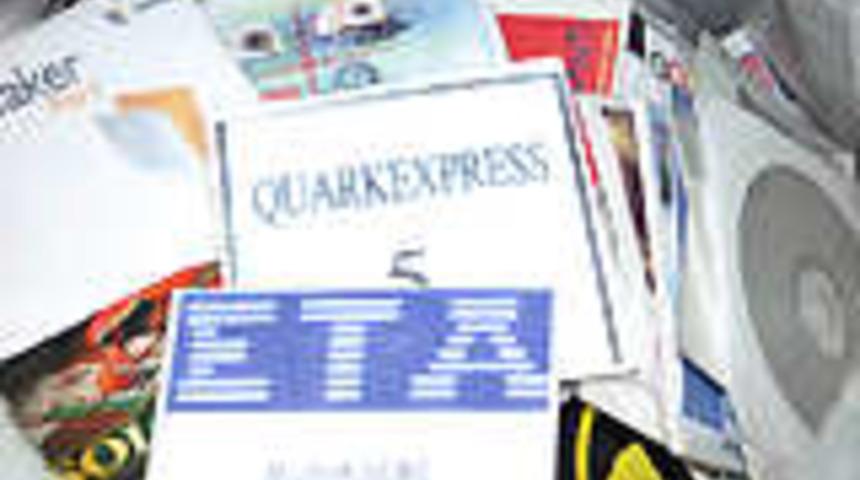 İstanbul'da korsan cd operasyonu