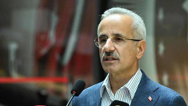 15 Temmuz Demokrasi ve Milli Birlik Treni yola çıktı! Bakan Uraloğlu: 'FETÖ denilen 40 yıllık karanlık hazırlığı bir günde yıktık'