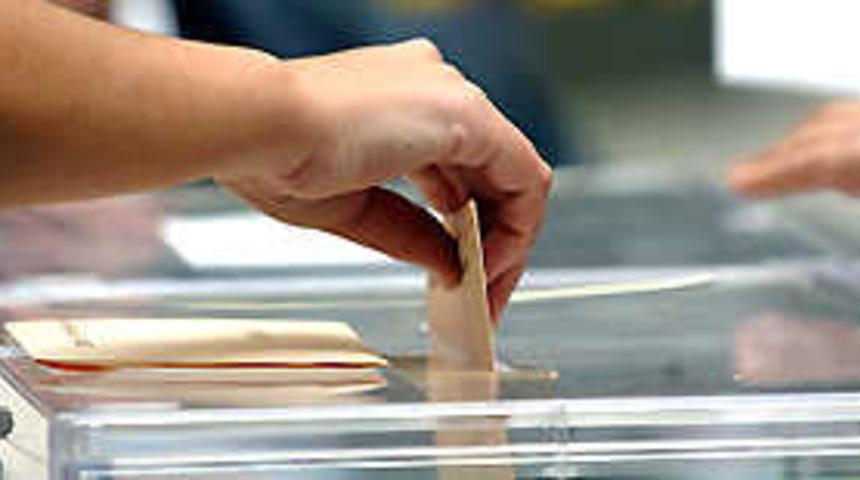 Bulgaristan'da genel se&ccedil;im başladı