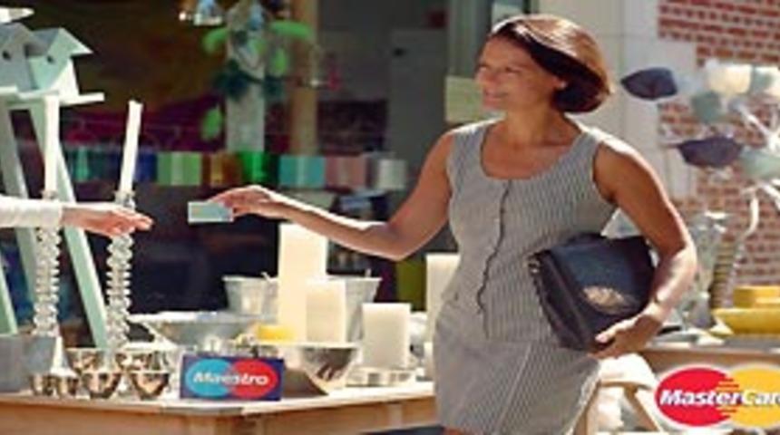 Avrupalılar dışarıda para harcıyor