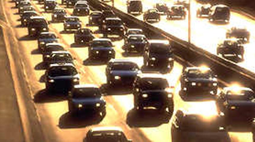 Lamborghini ile trafiği birbirine kattılar