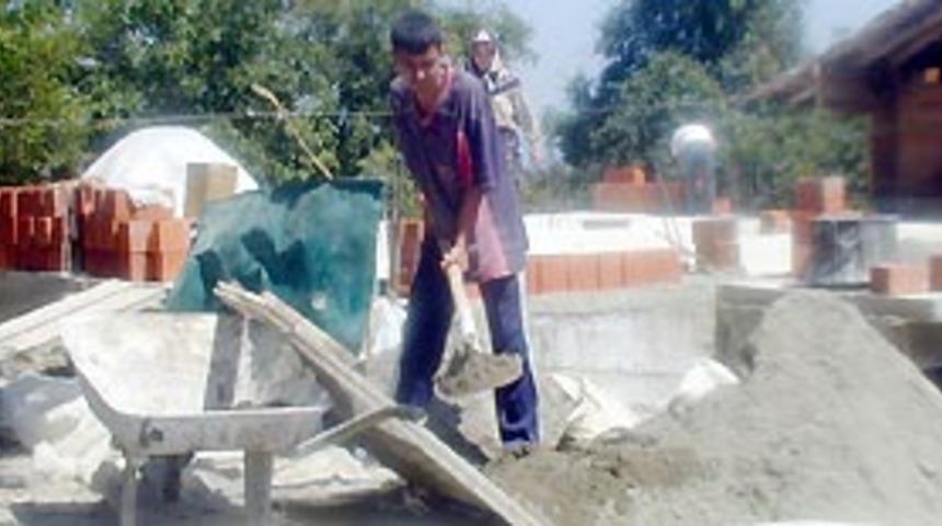 İnşaat iş&ccedil;isi &Ouml;SS'de T&uuml;rkiye 3.'s&uuml; oldu