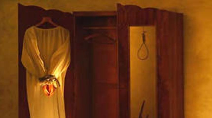 Emekli maaşı kesilen kadın intihar etti