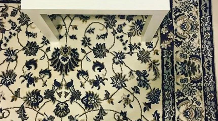 Sadece 5 saniyeniz var! Halının üzerindeki cep telefonunu 100 kişiden 1'i bulabildi