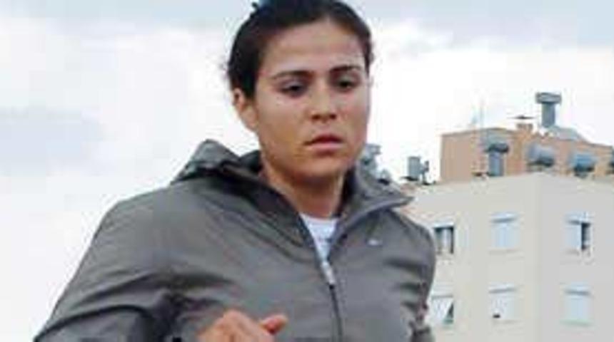 S&uuml;reyya'dan Halil Mutlu'ya destek