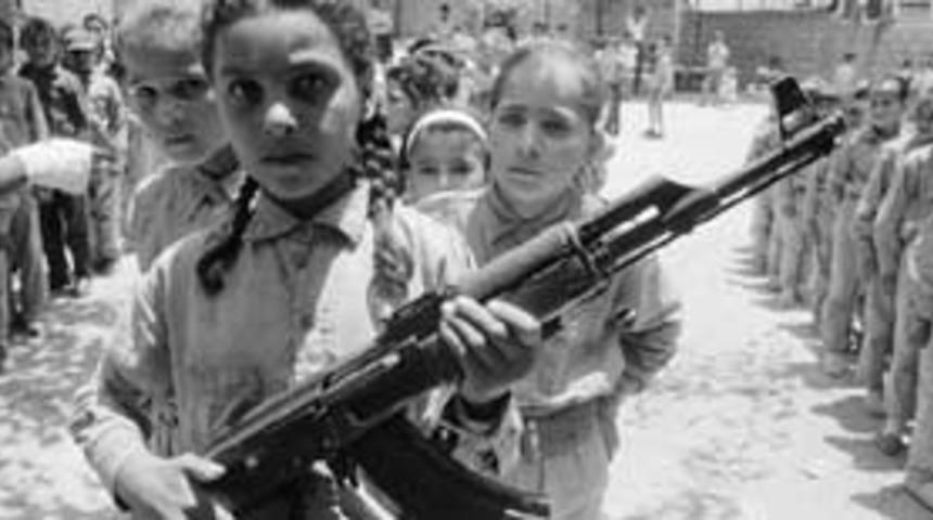 120 bin kız &ccedil;ocuğu askerlik yapıyor