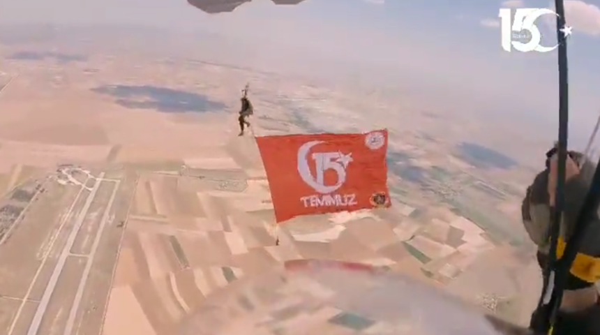 Bakanlardan art arda 15 Temmuz paylaşımı: Benim de şu cihandan gidişim, memleket sevdasından...