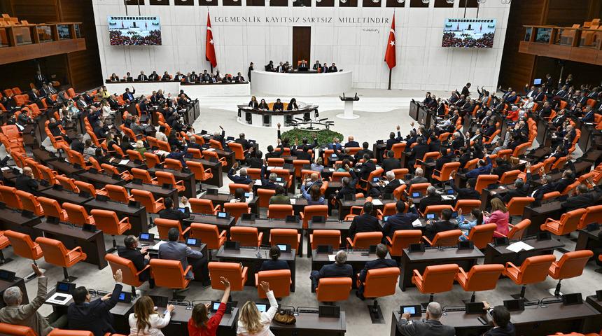 Son dakika: Ek Bütçe Kanun Teklifi kabul edildi! TBMM 1 Ekim'e kadar tatile girdi