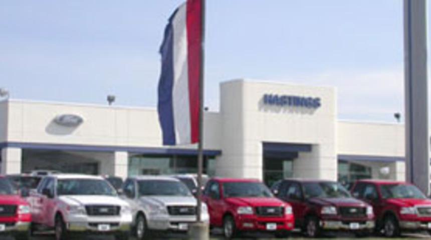 Ford 4 bin &ccedil;alışanını işten &ccedil;ıkarıyor