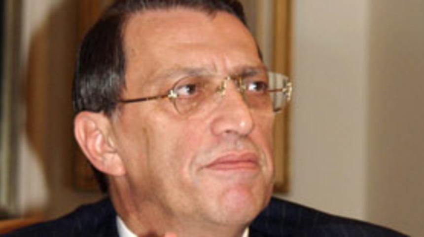 ''Kimsenin koltuğunda g&ouml;z&uuml;m yok''