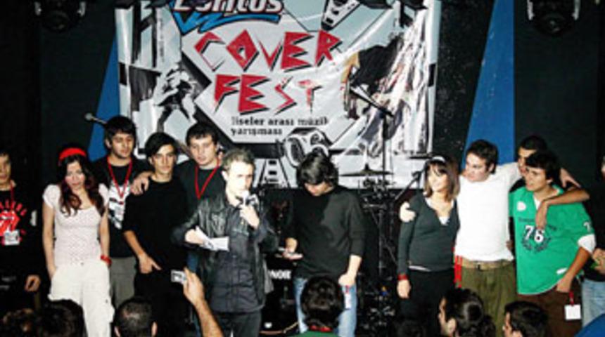 "Doritos Cover Fest'06" da liseli rock&ccedil;ılar yarıştı