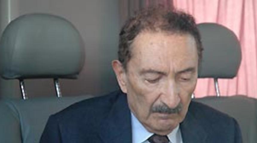 Ecevit K&ouml;şk'e &ccedil;ıktı