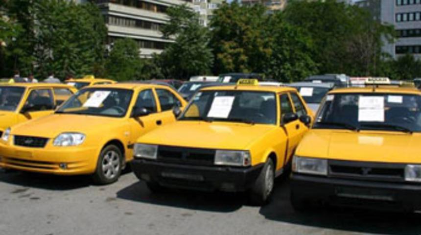 İstanbul'da taksi &uuml;cretlerine zam