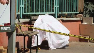 Sabah bankta uyumaya başladı! Sıcak havaya rağmen kalkmayınca... Korkunç olay 6 saat sonra ortaya çıktı