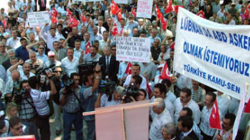 Başkent'te olaylı tezkere protestosu