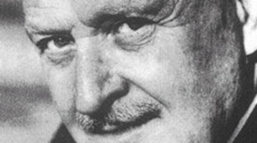 Nazım'a vatandaşlık tasarıda yok