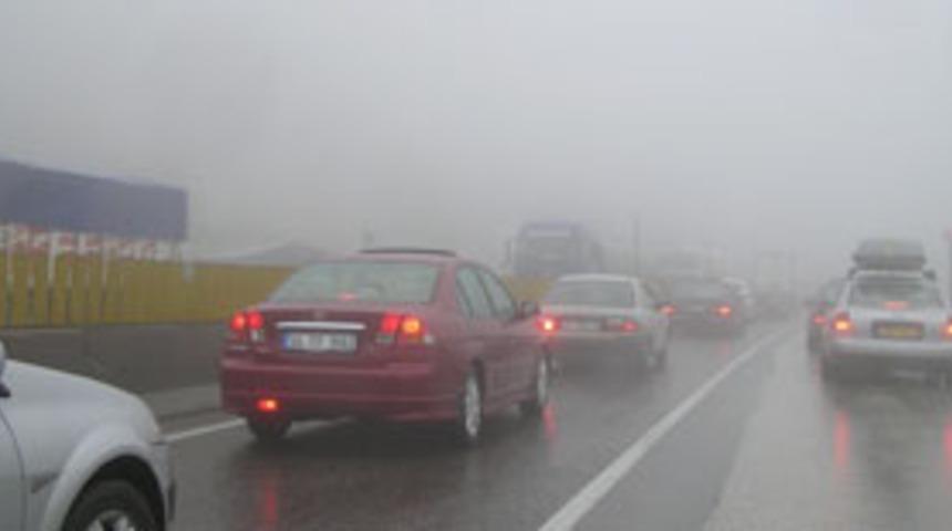 Bolu Dağı'nda yağmur ve sis
