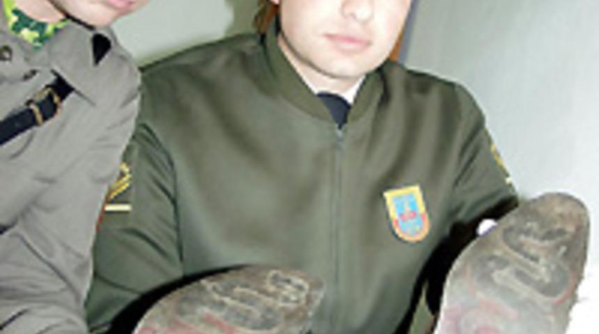 Yılan izi, hırsızları ele verdi