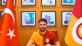 Galatasaray, Beşiktaş'ın elinden kaptı! Halil Dervişoğlu resmi imzayı attı