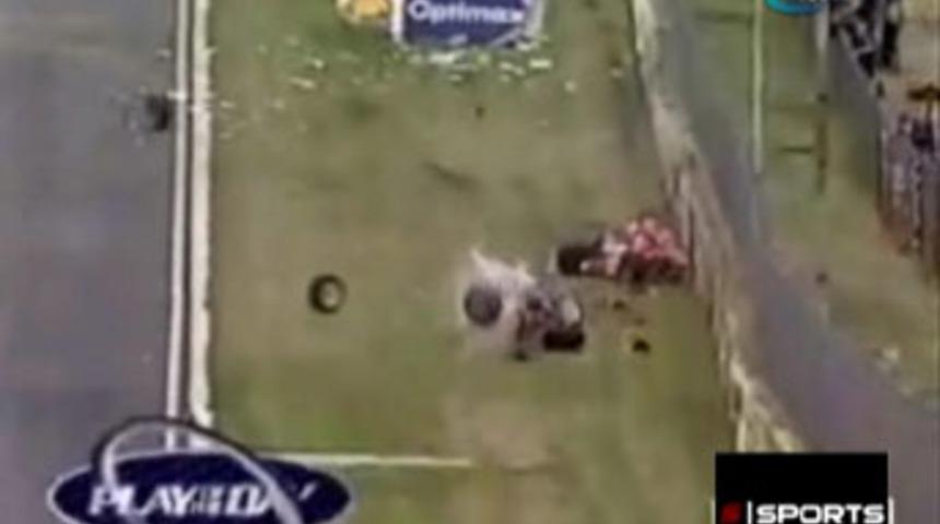 Motor yarışlarında inanılmaz kazalar