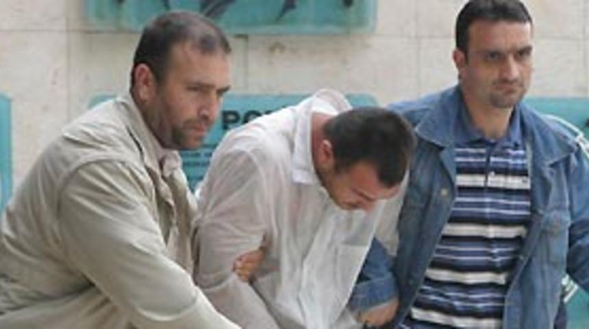 3 g&uuml;nle m&uuml;ebbetten kurtuldular