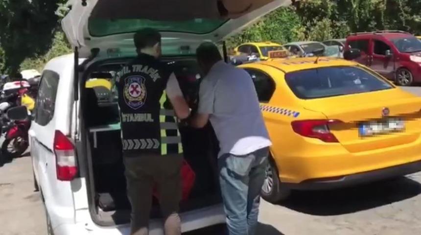 Fazla yolcu olduğu için taksimetre açmayıp ekstra para talep etmişti... O taksicinin akıbeti belli oldu!