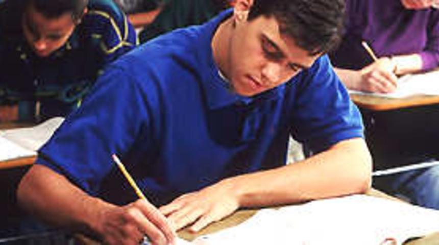 İlköğretimi bitirmeyenlere eğitim olanağı 