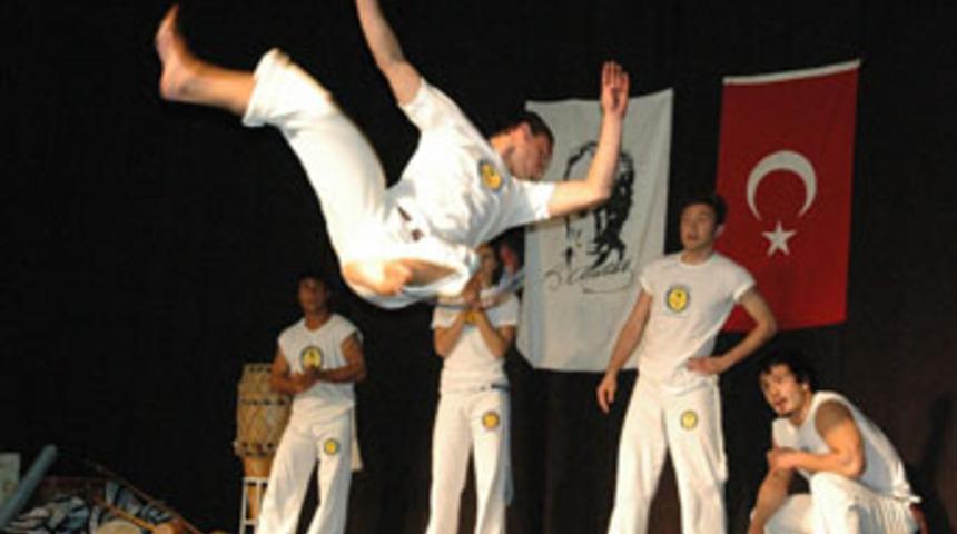 Brezilyalılar'ın g&ouml;sterisi b&uuml;y&uuml;ledi